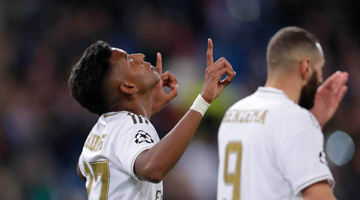 Футболист 4 буквы. Rodrygo with UCL Trophy.